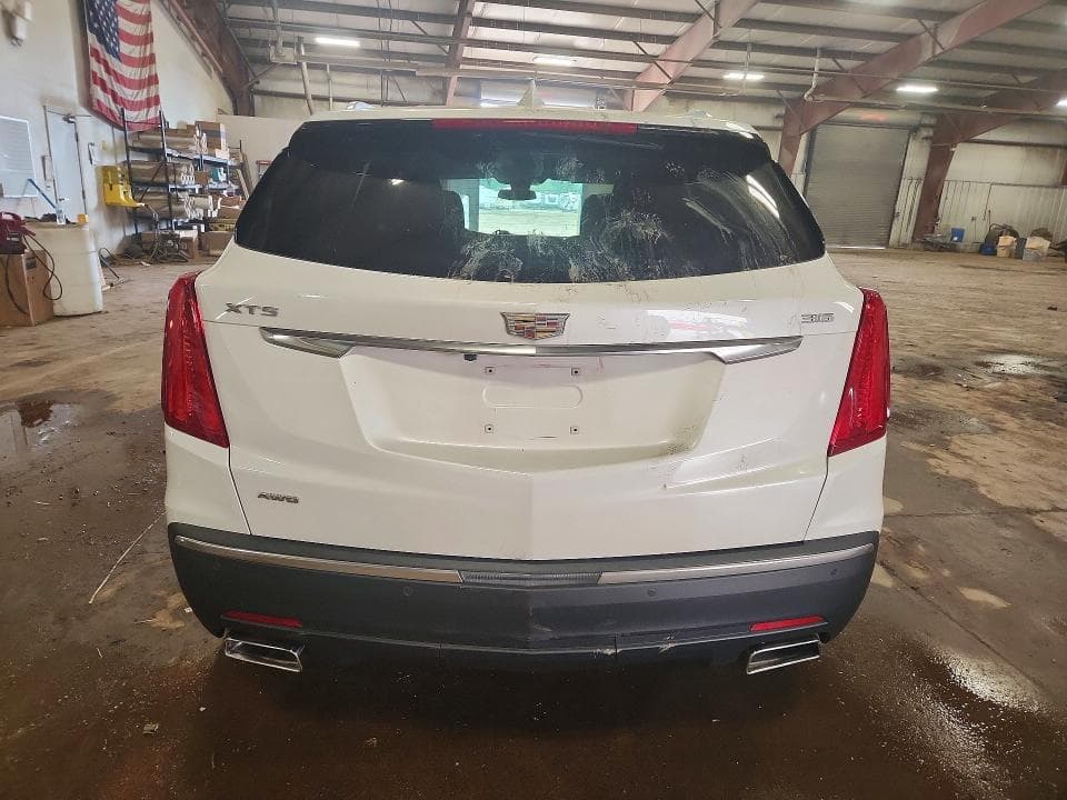 2018 CADILLAC XT5 LUXURY 6