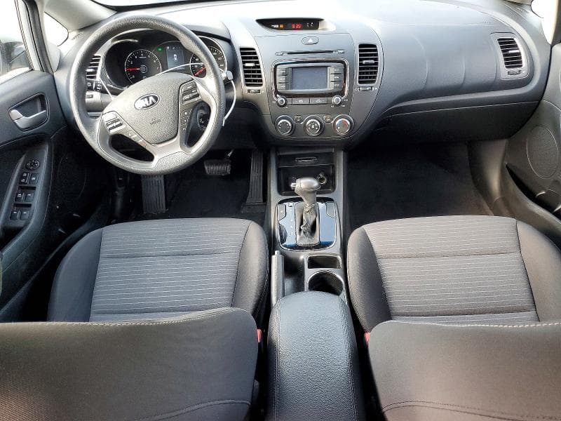 2017 KIA FORTE LX 8