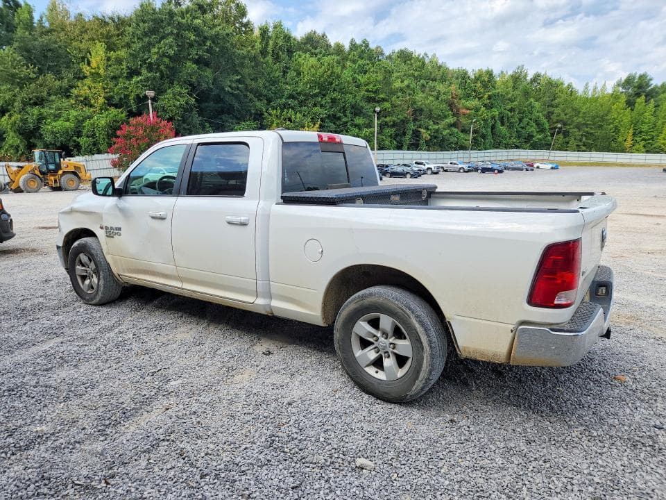 2020 RAM 1500 CLASSIC SLT 2