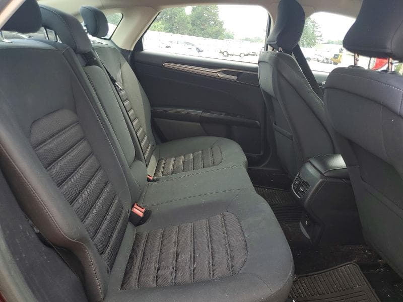 2017 FORD FUSION SE 10