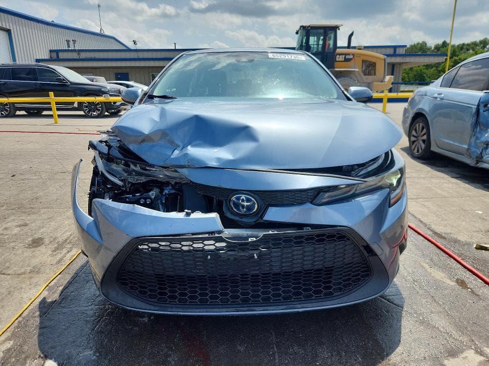 2020 TOYOTA COROLLA LE 5