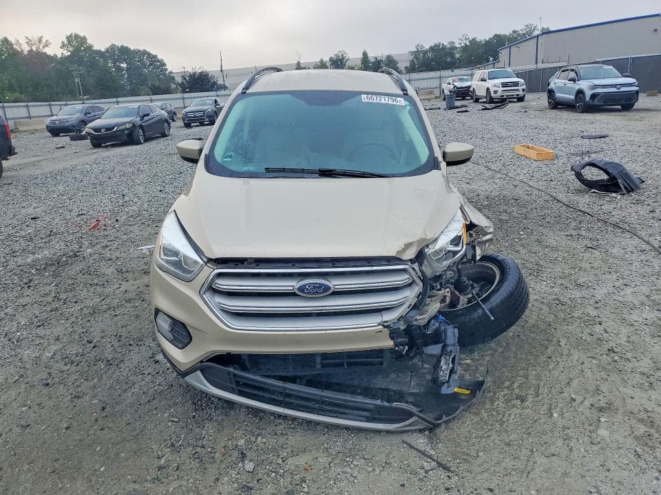 2018 FORD ESCAPE SEL 5