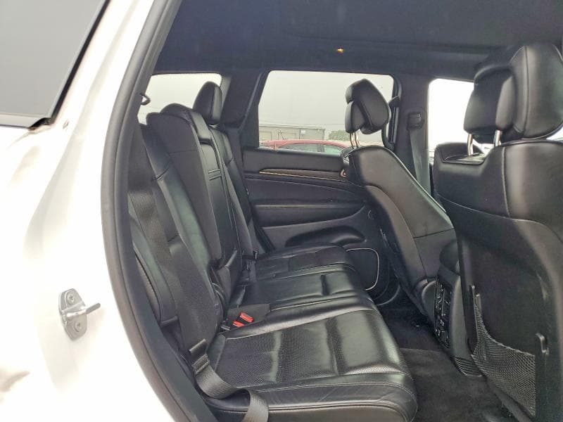 2018 JEEP GRAND CHEROKEE OVERLAND 11