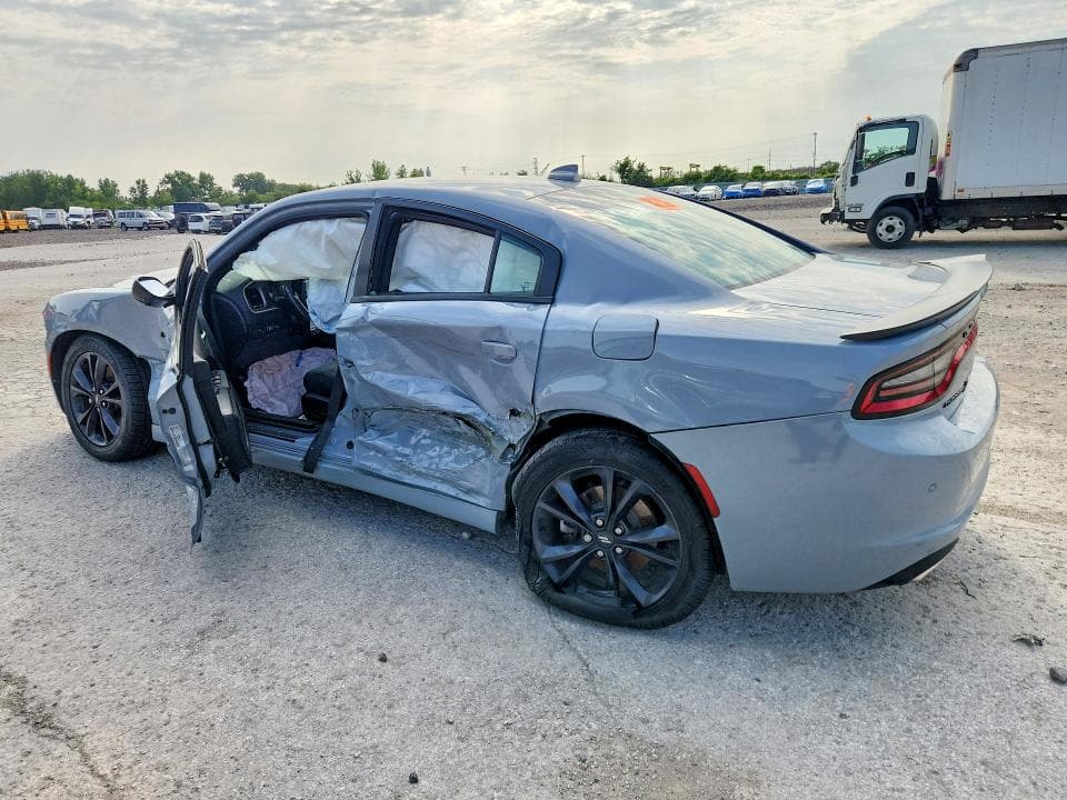2021 DODGE CHARGER SXT 2