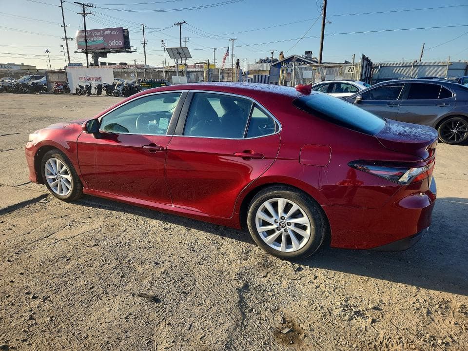 2022 TOYOTA CAMRY LE 2