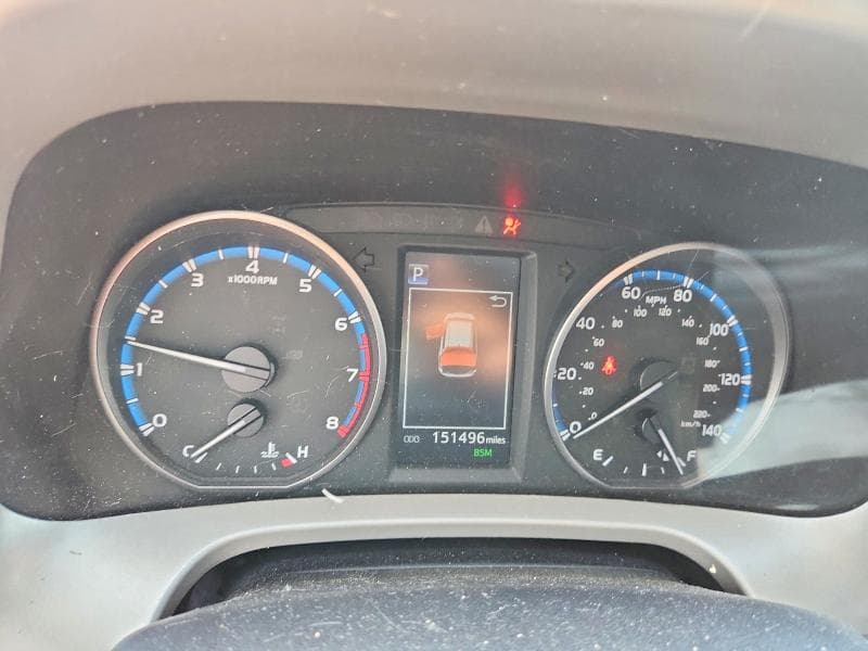 2018 TOYOTA RAV4 XLE 9