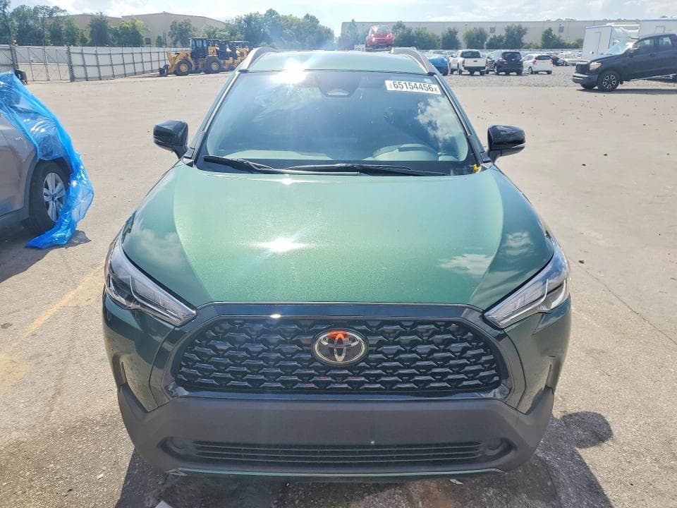 2025 TOYOTA COROLLA CROSS LE 5
