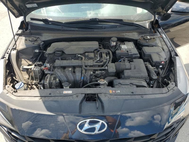 2022 HYUNDAI ELANTRA SEL 11