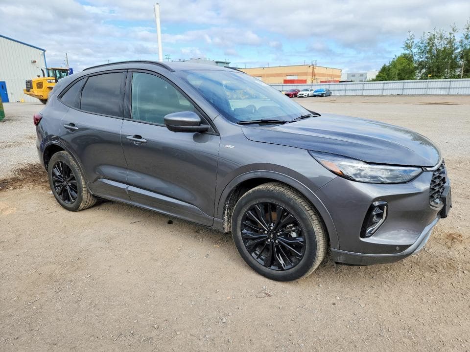 2023 FORD ESCAPE ST LINE ELITE 4