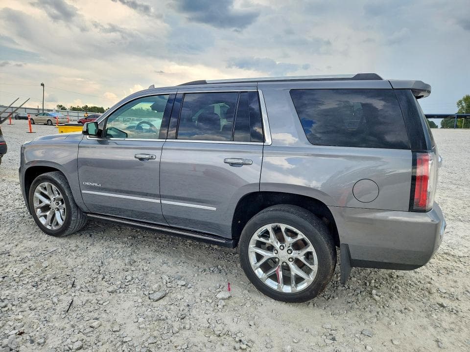 2019 GMC YUKON DENALI 2