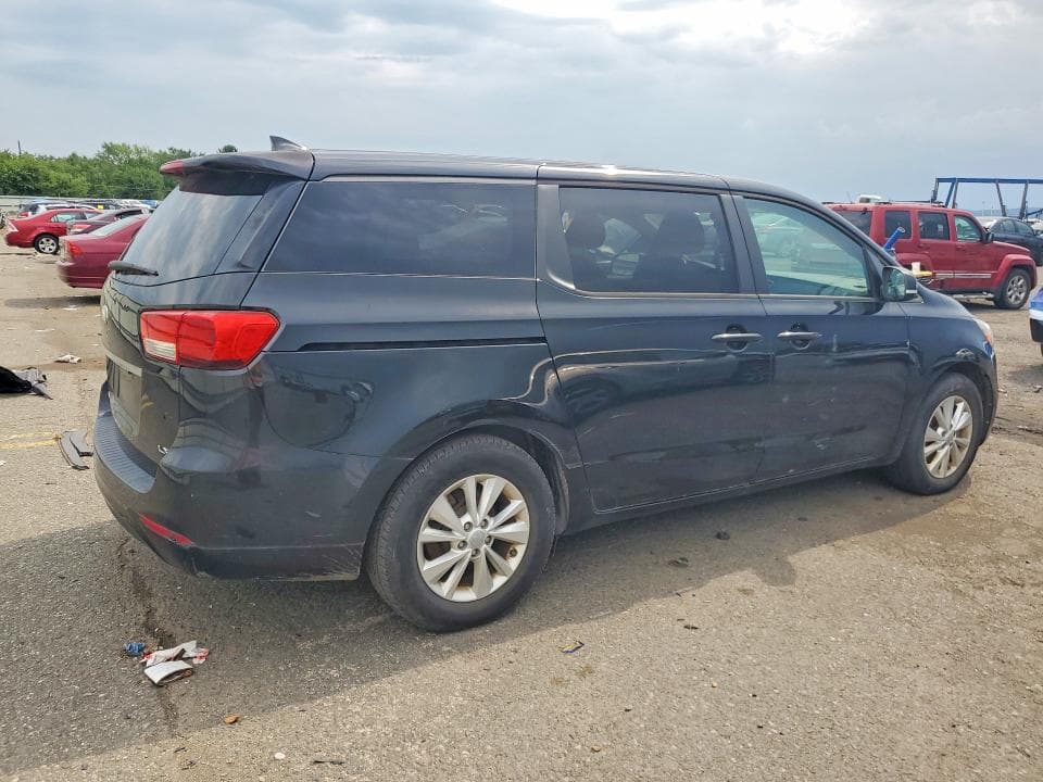2017 KIA SEDONA LX 3