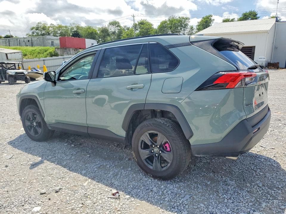 2020 TOYOTA RAV4 XLE 2
