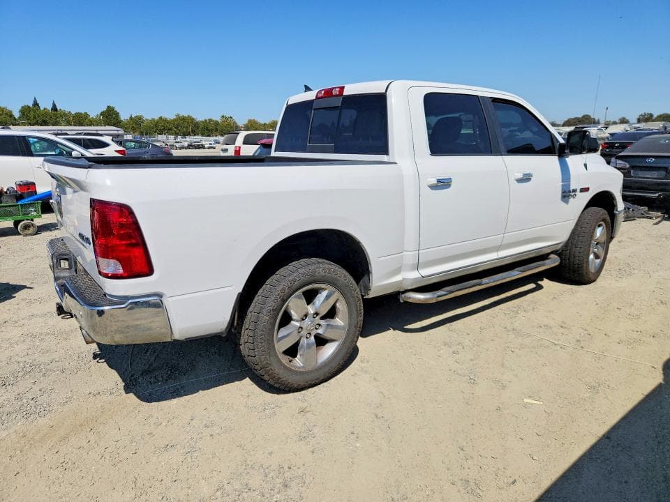 2017 RAM 1500 SLT 3