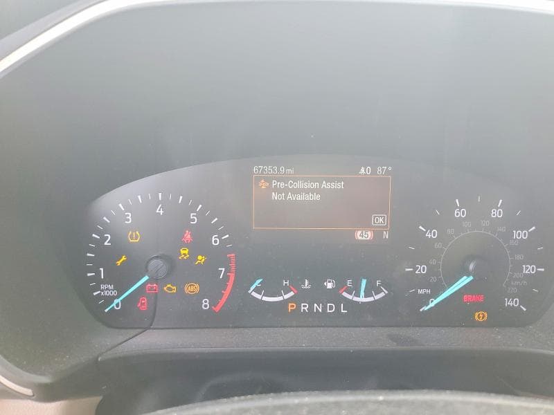 2021 FORD ESCAPE SE 9
