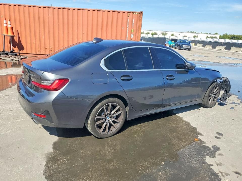 2020 BMW 330XI 3