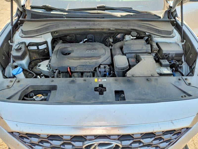 2020 HYUNDAI SANTA FE SE 11
