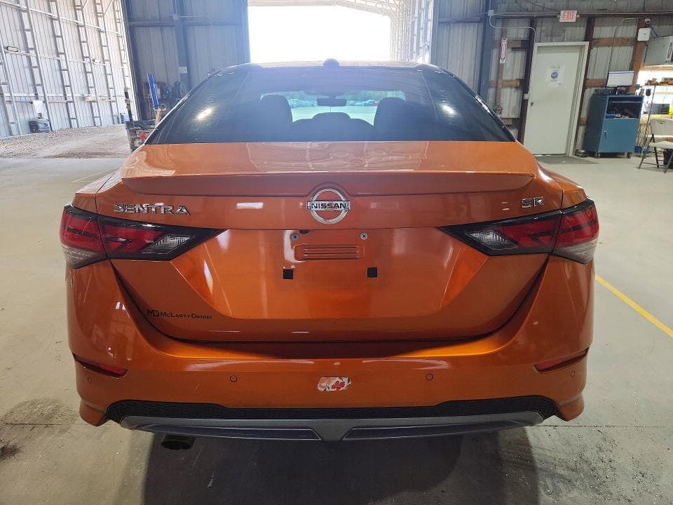 2022 NISSAN SENTRA SR 6