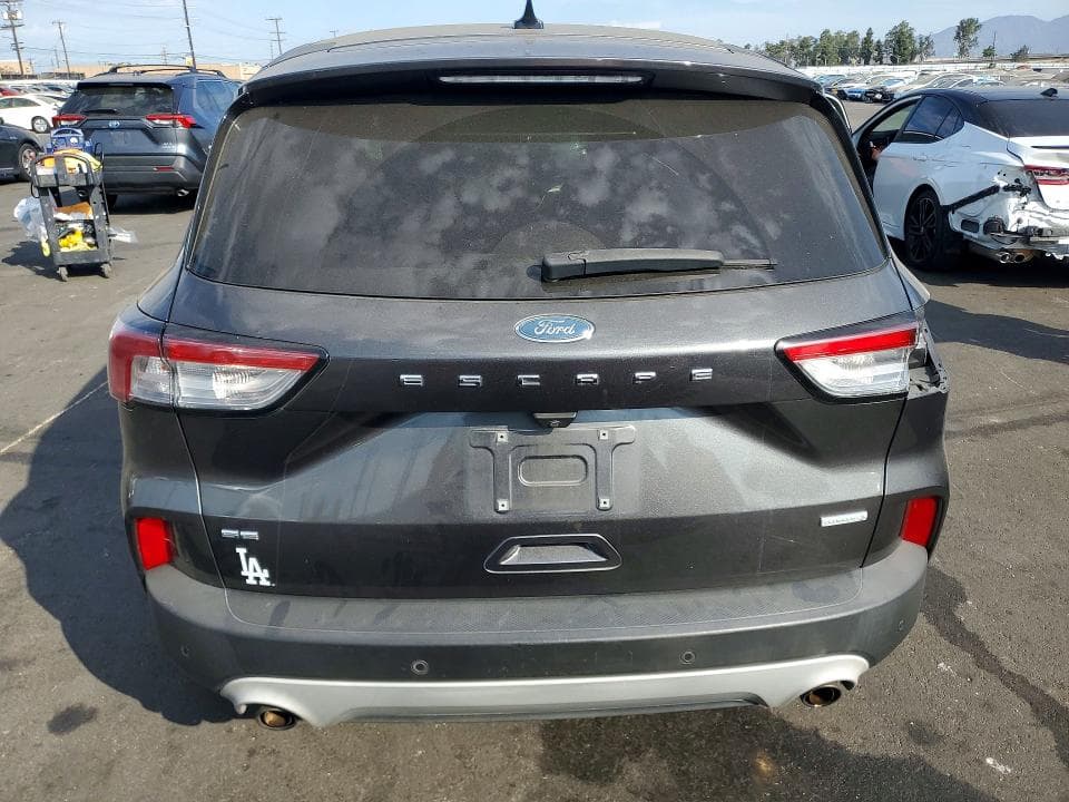 2020 FORD ESCAPE SE 6