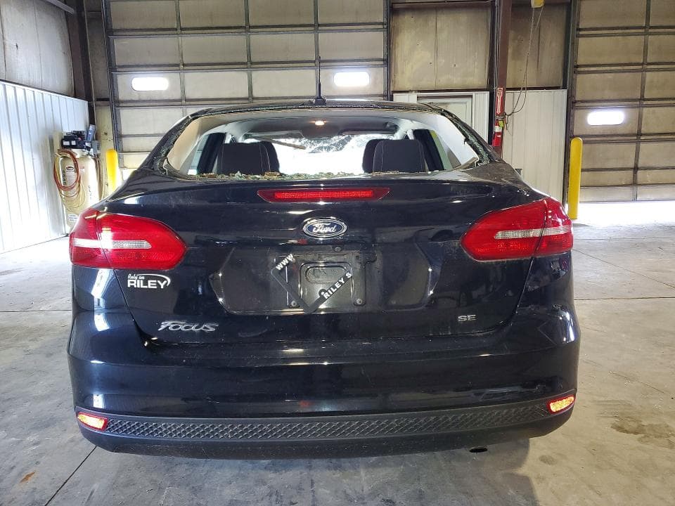 2017 FORD FOCUS SE 6
