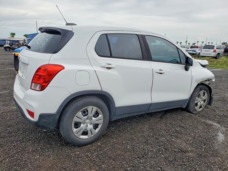 2017 CHEVROLET TRAX LS 3