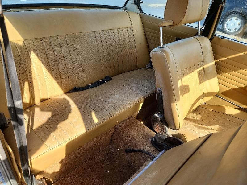 1974 BMW 2002 10