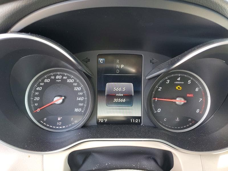 2019 MERCEDES-BENZ GLC 300 4MATIC 9