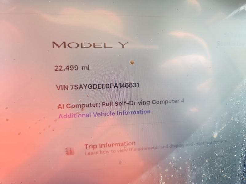 2023 TESLA MODEL Y 9