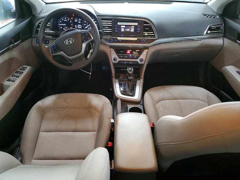 2018 HYUNDAI ELANTRA SE 8