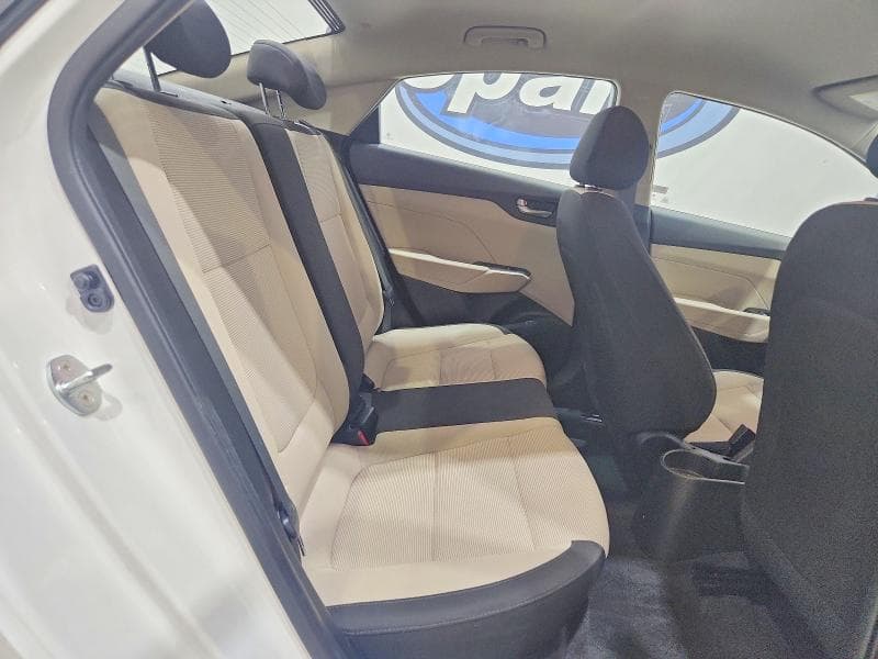 2019 HYUNDAI ACCENT SE 10