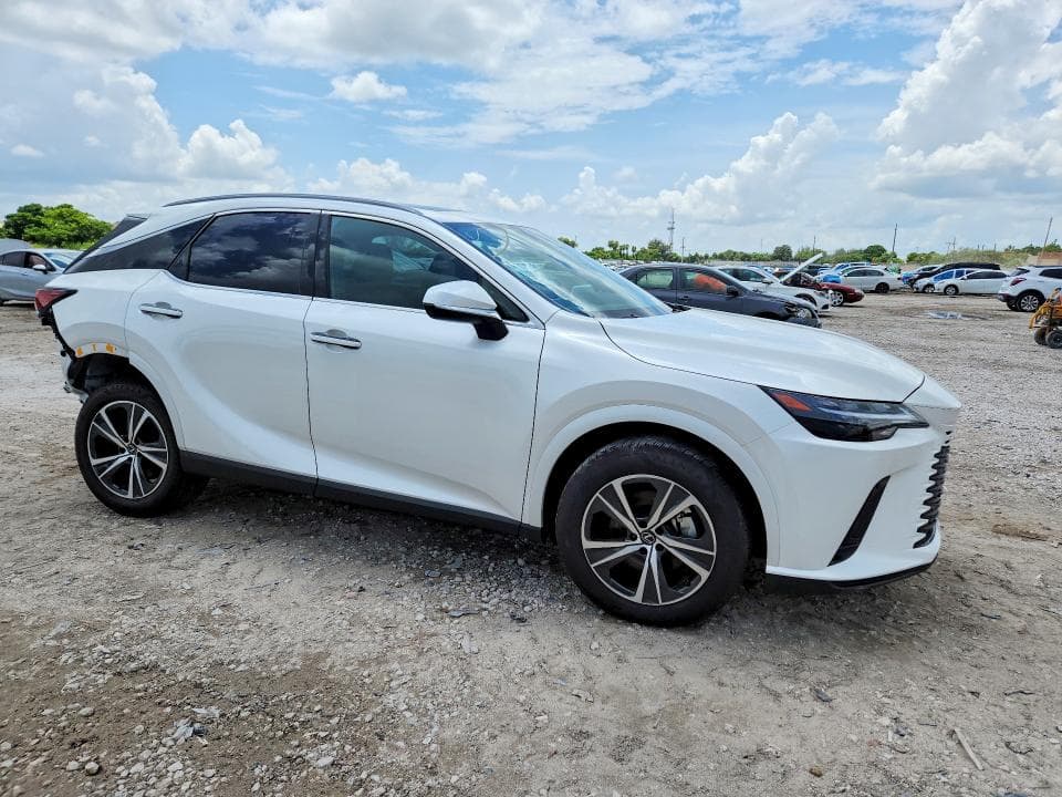 2026 LEXUS RX 4