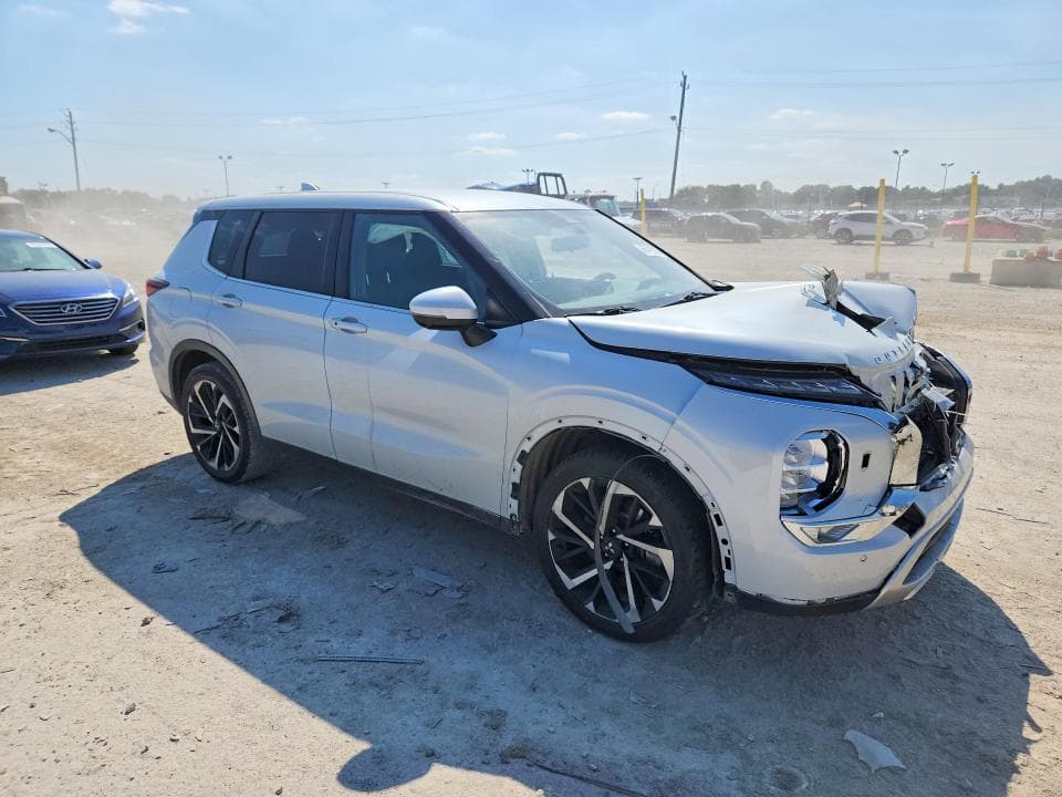 2022 MITSUBISHI OUTLANDER SE 4