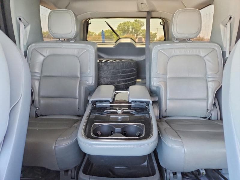 2019 LINCOLN NAVIGATOR RESERVE 10