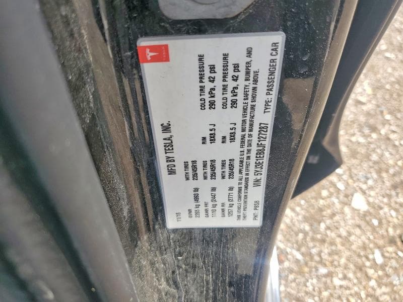 2018 TESLA MODEL 3 12