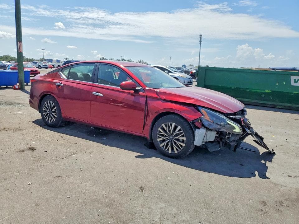 2024 NISSAN ALTIMA SV 4