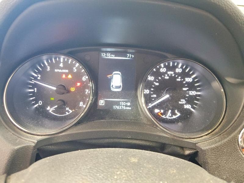 2017 NISSAN ROGUE SV 9