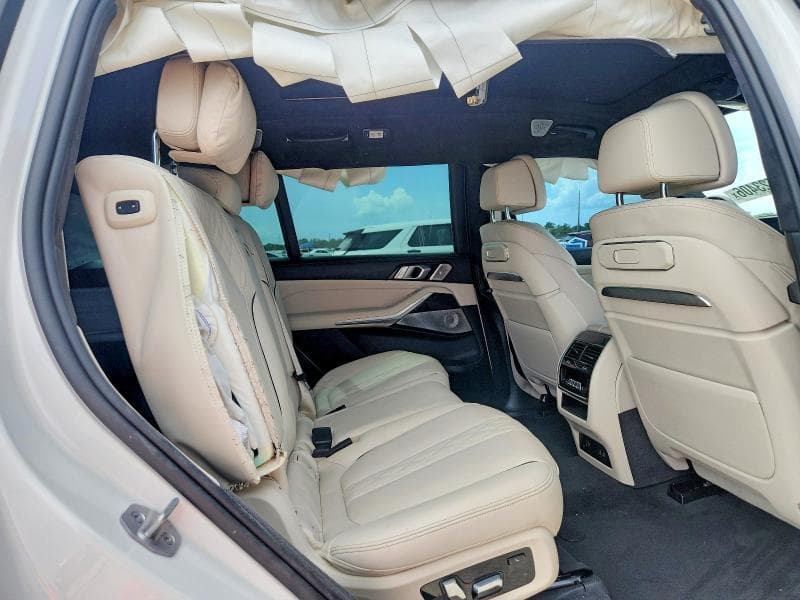 2024 BMW X7 XDRIVE40I 11