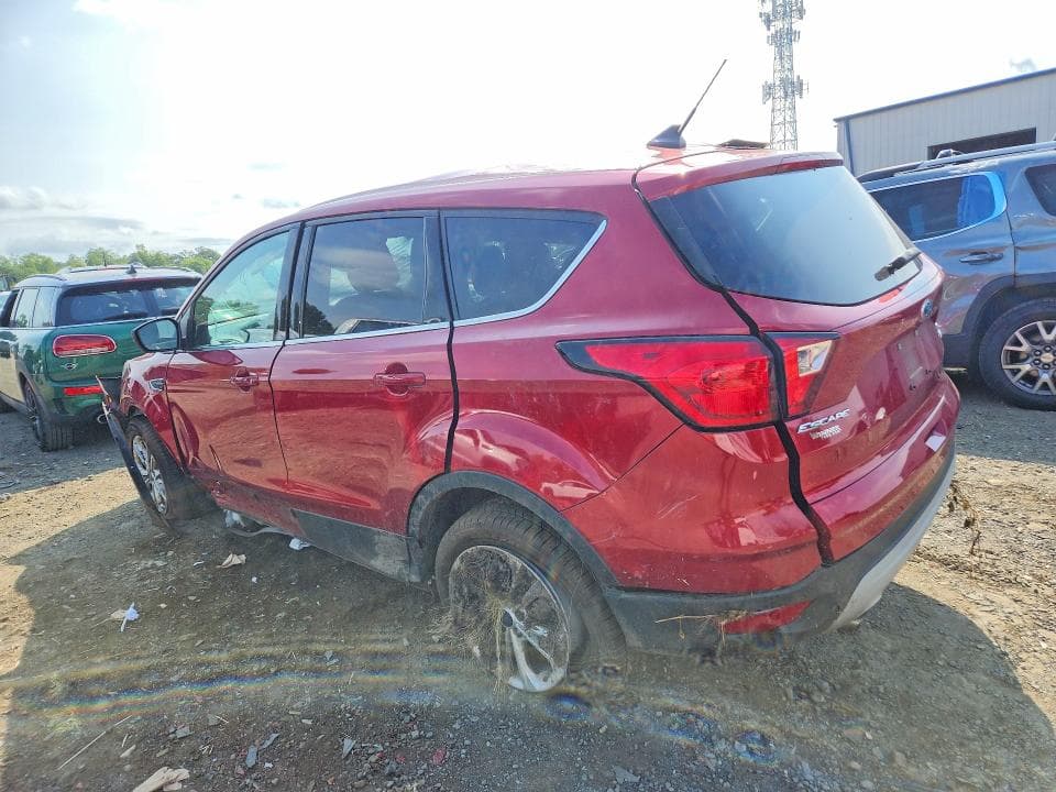 2019 FORD ESCAPE SE 2