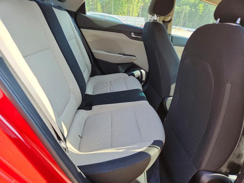 2019 HYUNDAI ACCENT SE 10