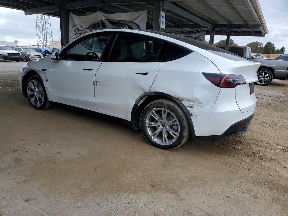 2023 TESLA MODEL Y 2