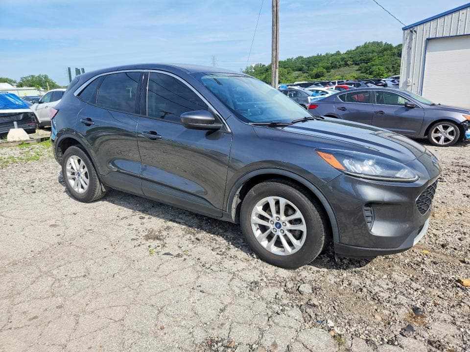 2020 FORD ESCAPE SE 4