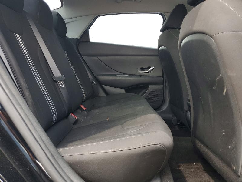 2022 HYUNDAI ELANTRA SEL 10