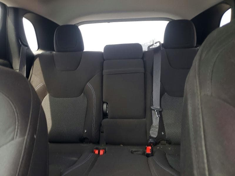 2019 JEEP CHEROKEE LATITUDE 10