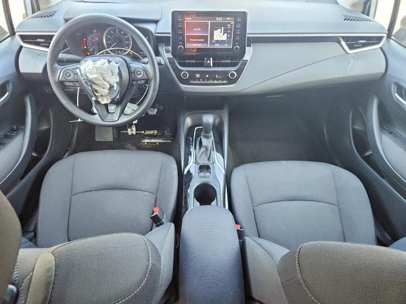 2020 TOYOTA COROLLA LE 8