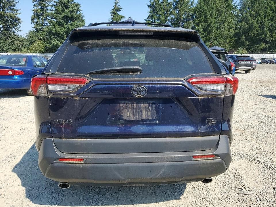 2024 TOYOTA RAV4 XLE PREMIUM 6
