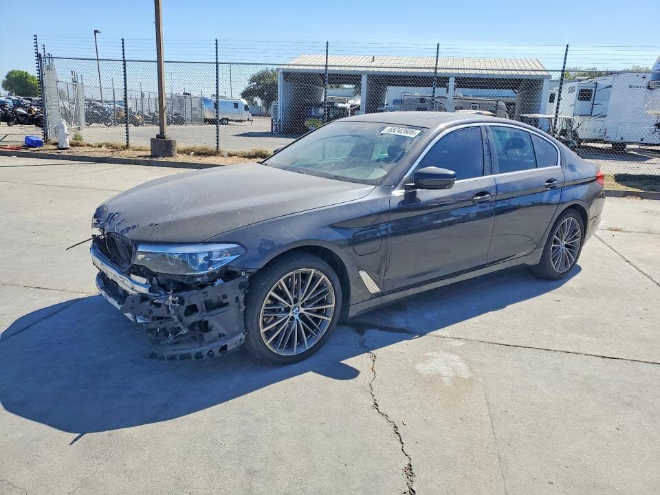 2020 BMW 530E - 1
