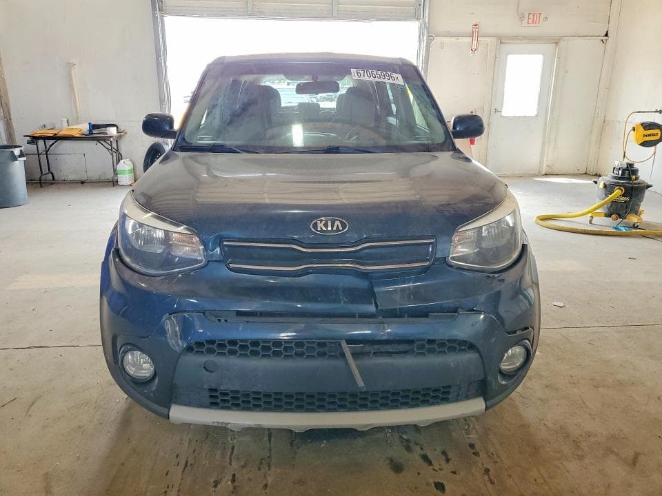 2019 KIA SOUL + 5