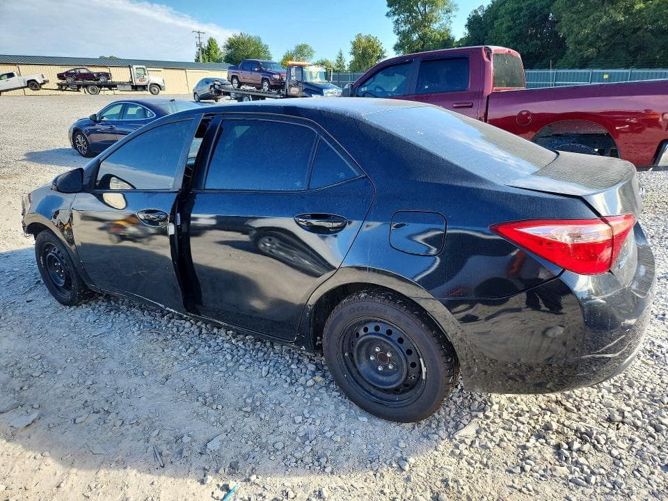 2018 TOYOTA COROLLA LE 2