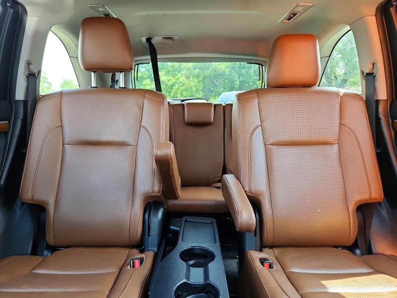 2019 TOYOTA HIGHLANDER LIMITED 10