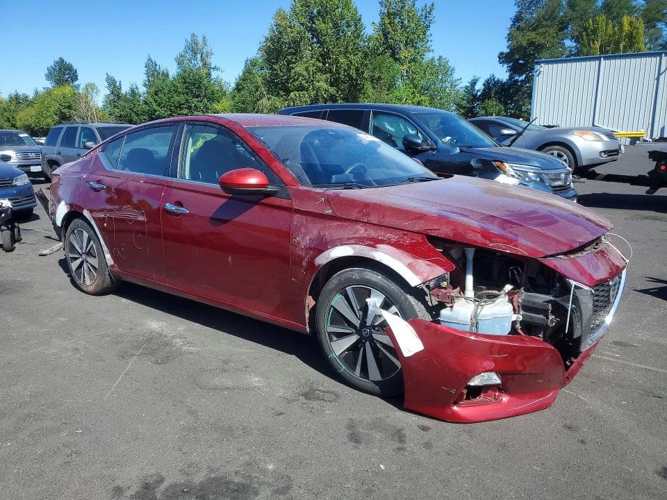 2021 NISSAN ALTIMA SV 4