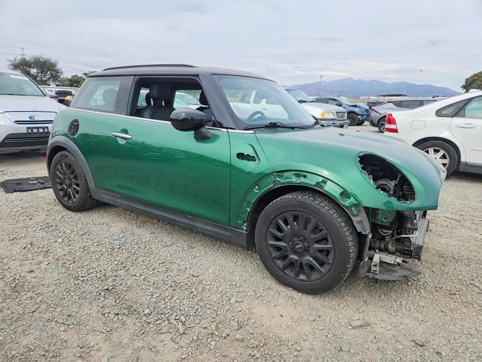 2022 MINI COOPER 4